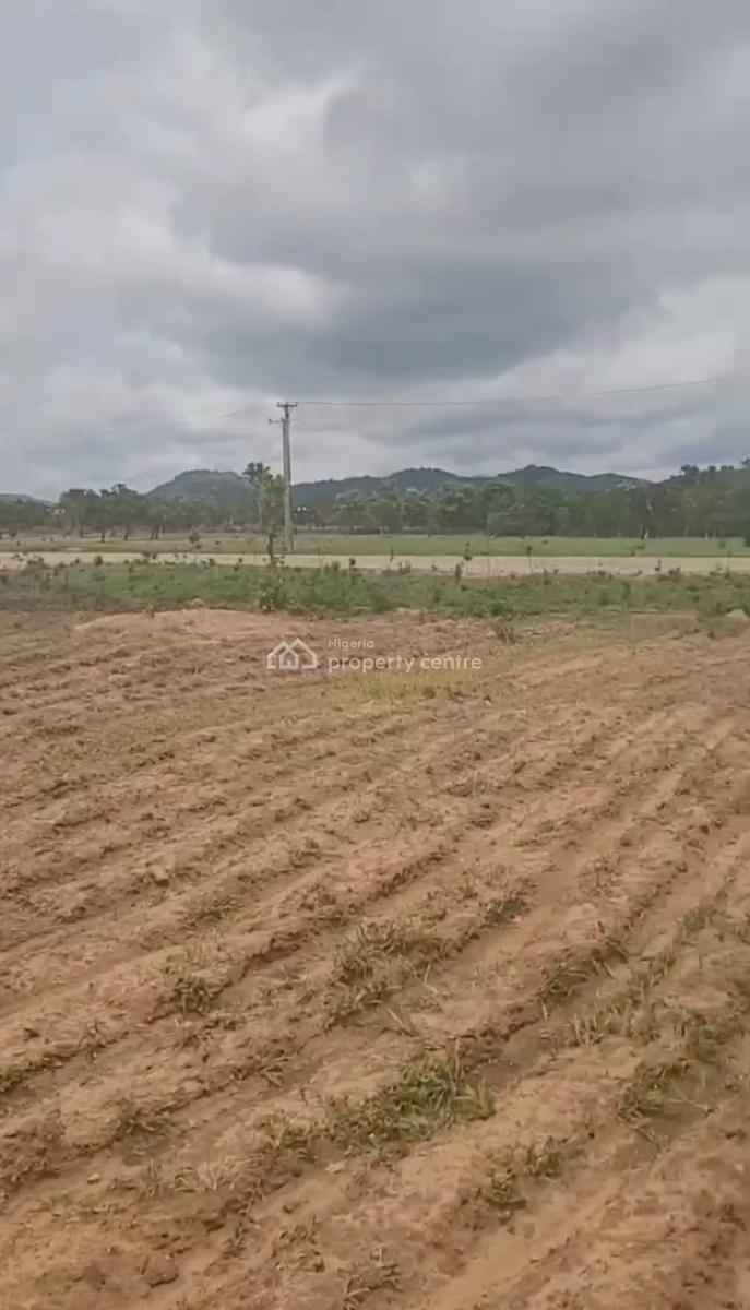 15 Hectares on a Tarred Road, Kuje, Abuja, Mixed-use Land for Sale