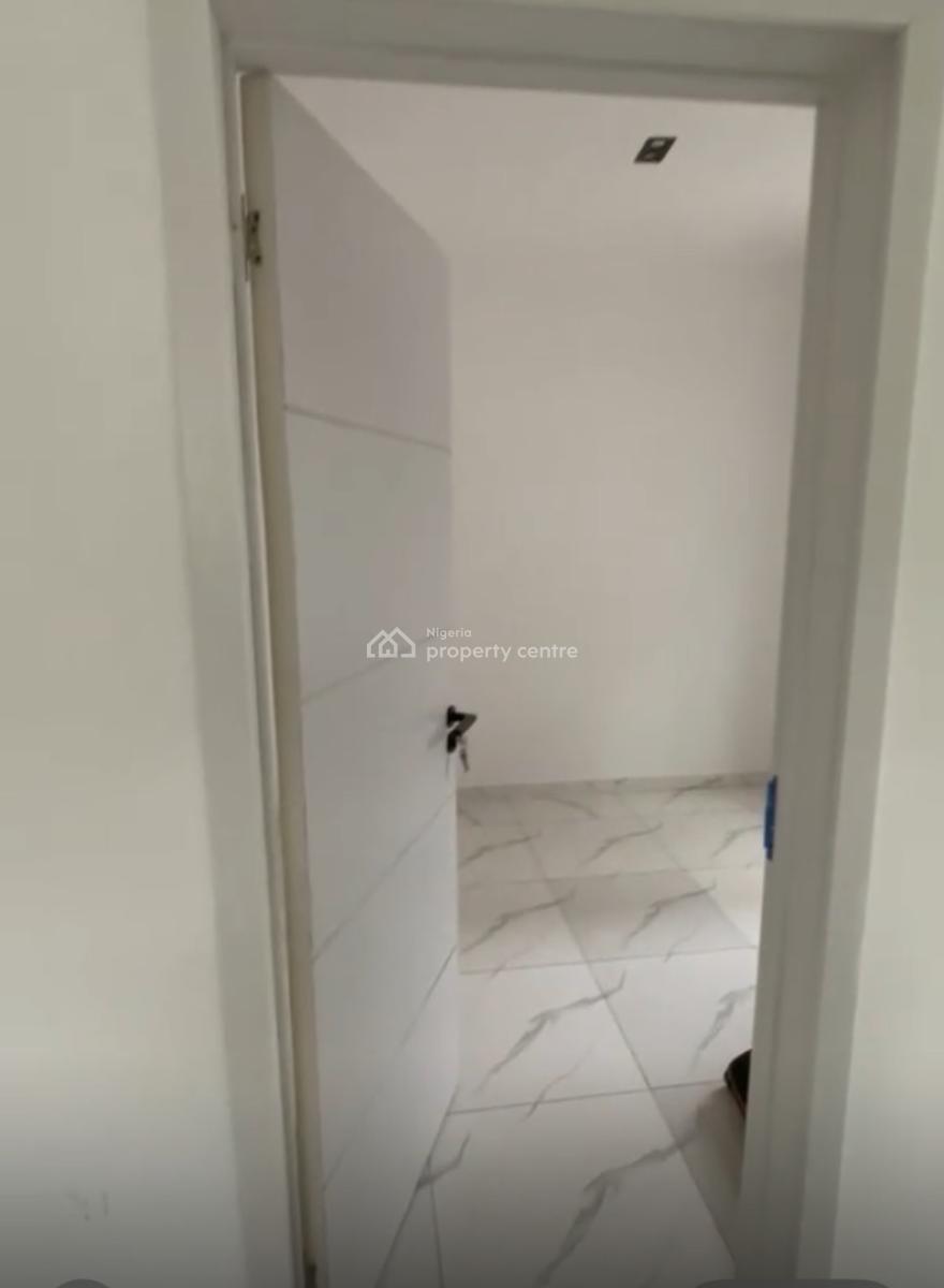 Brandnew Miniflat Nice Kitchen Serene Code Acces Estate 20/24hrs Light, Thomas Estate, Ajah, Lagos, House for Rent