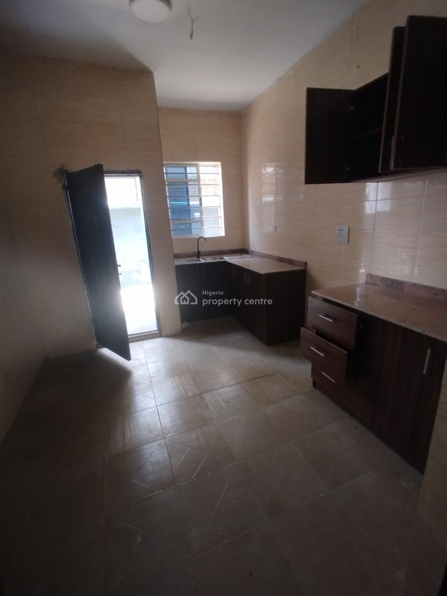 Newly Built Luxury 2 Bedroom Apartment on Ground Floor, Badore, Ajah, Lagos, Flat / Apartment for Rent