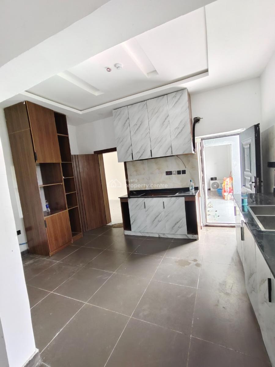 Luxury 2 Bedrooms Apartment, Abraham Adesanya, Ajah, Lagos, Flat / Apartment for Rent