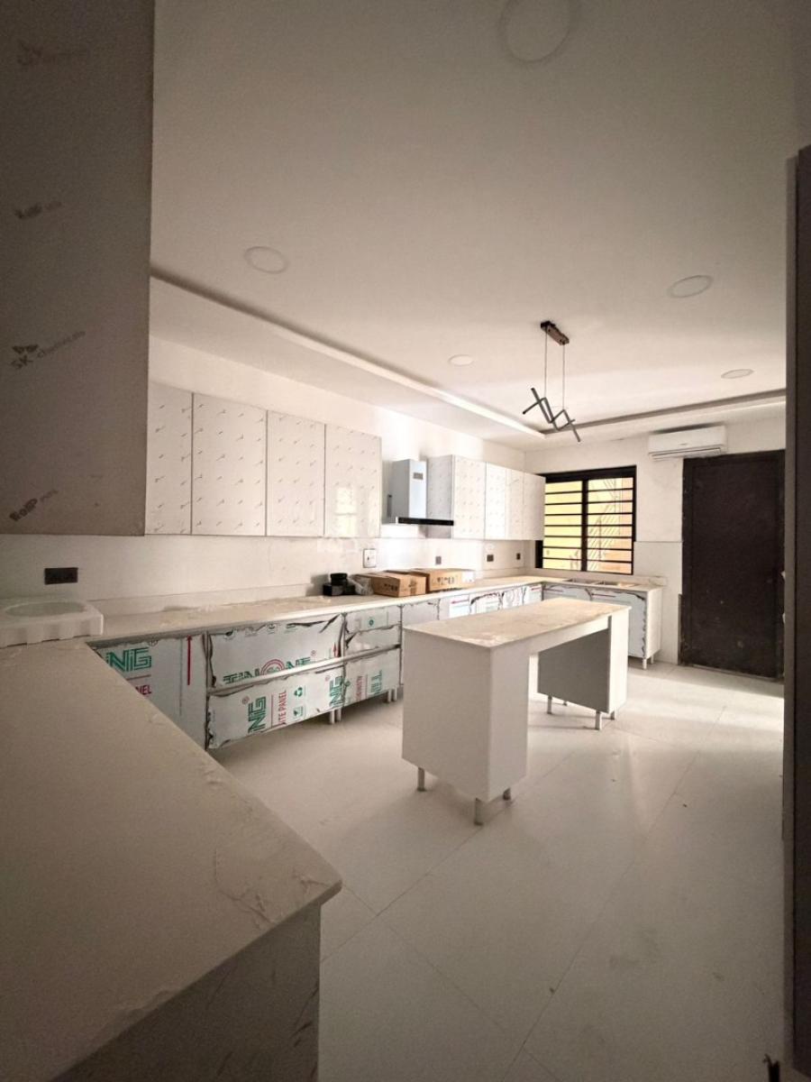 Luxury 4 Bedroom Maisonette +2 Bq+pool in Secured Location, Ikoyi, Lagos, Detached Duplex for Sale