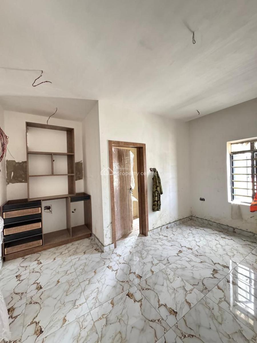 Luxury 1 Bedroom Apartment, Surulere, Lagos, Mini Flat (room and Parlour) for Sale