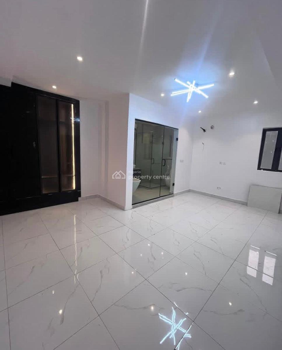 1 Bedroom Apartment with Swimming Pool, Lekki Phase 1, Lekki, Lagos, Mini Flat (room and Parlour) for Sale
