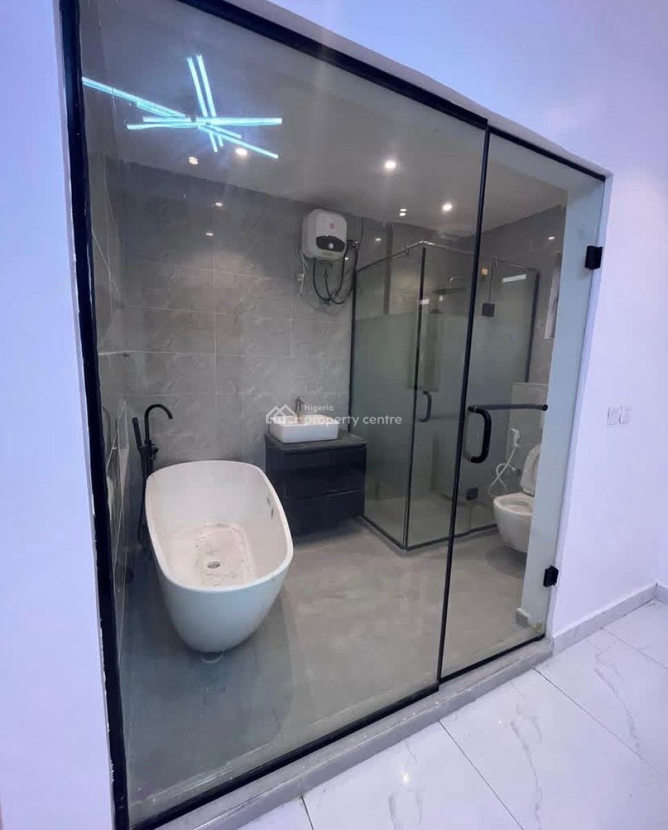 1 Bedroom Apartment with Swimming Pool, Lekki Phase 1, Lekki, Lagos, Mini Flat (room and Parlour) for Sale