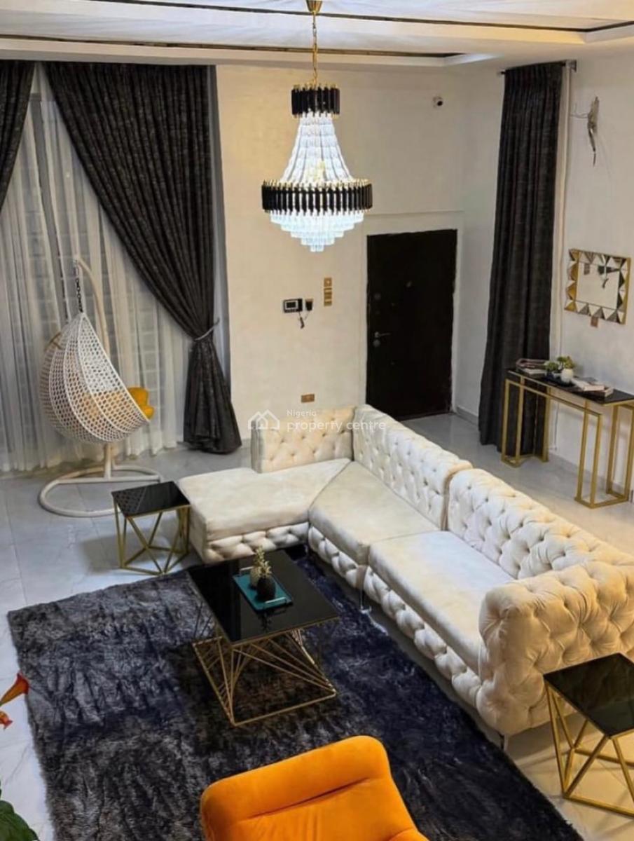 a Luxurious & Exquisite Masterbedroom, Royal Pine Estate, Orchid, Lekki Phase 2, Lekki, Lagos, Self Contain (single Rooms) Short Let