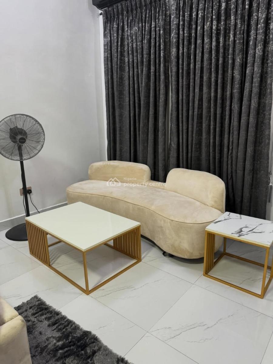 a Luxurious & Exquisite Masterbedroom, Royal Pine Estate, Orchid, Lekki Phase 2, Lekki, Lagos, Self Contain (single Rooms) Short Let