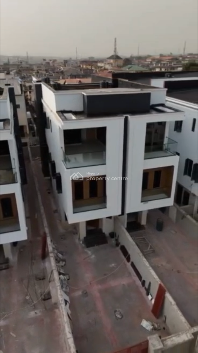 5 Bedroom Semi-detached Duplex with Bq, Gra, Ogudu, Lagos, Semi-detached Duplex for Sale