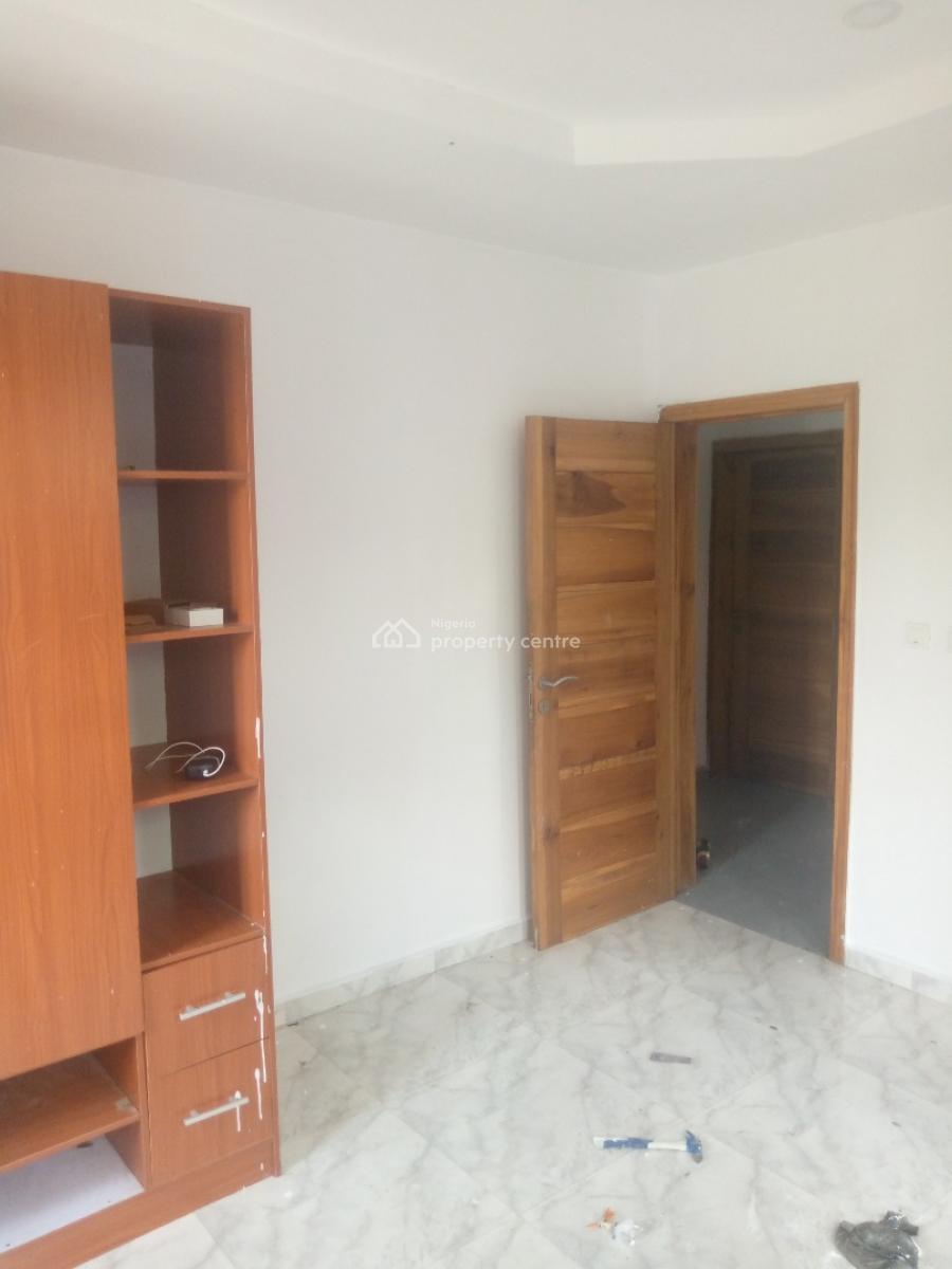 Very Sharp Room En-suit Room Shared Apartment, New Road, Awoyaya, Ibeju Lekki, Lagos, Flat / Apartment for Rent