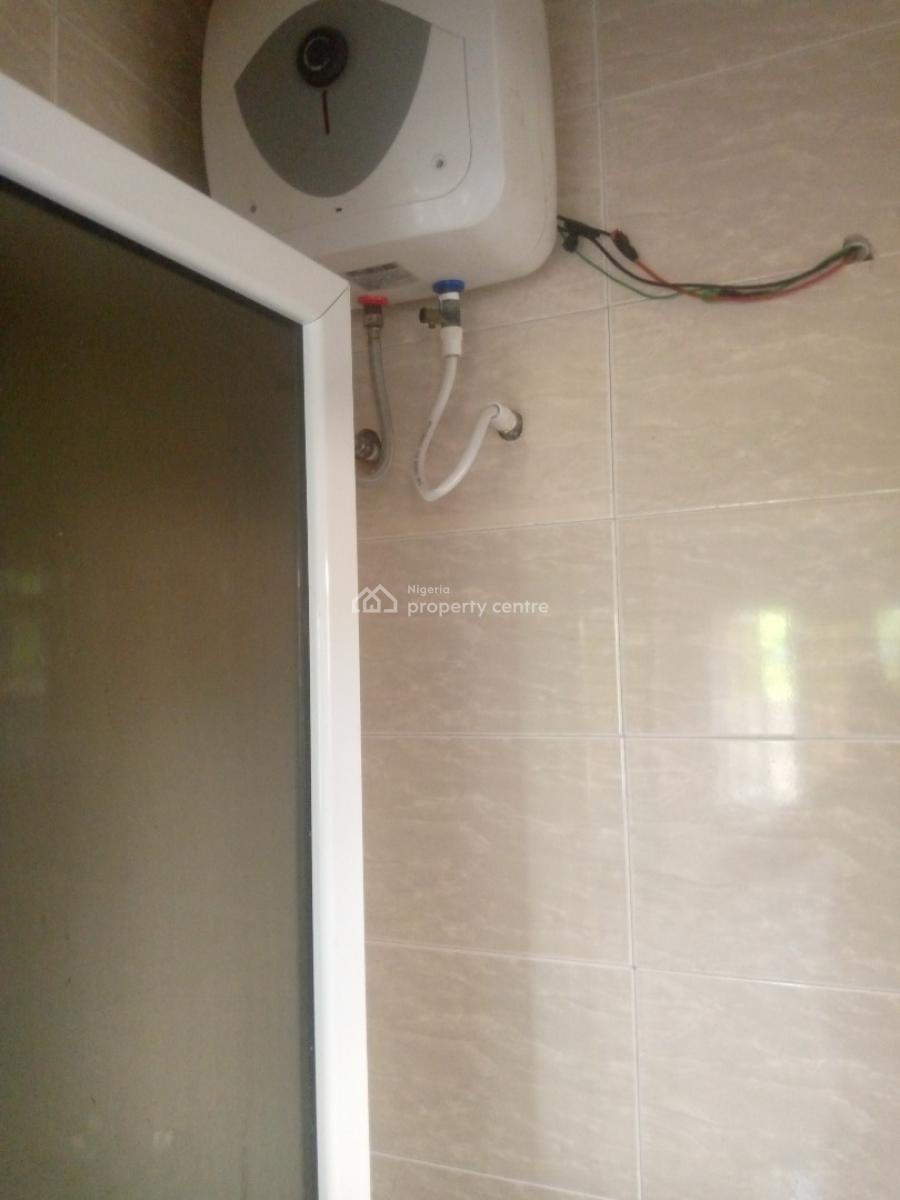 Very Sharp Room En-suit Room Shared Apartment, New Road, Awoyaya, Ibeju Lekki, Lagos, Flat / Apartment for Rent