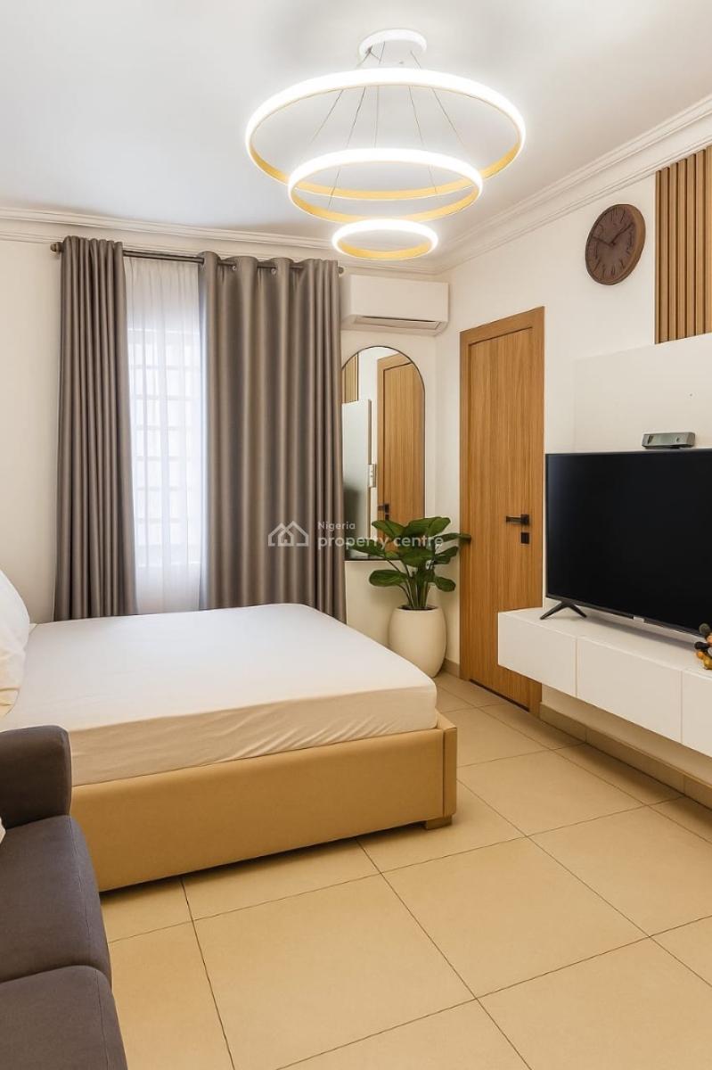 Fully Furnished 1 Bedroom Apartment, Akoka, Yaba, Lagos, Mini Flat (room and Parlour) for Sale