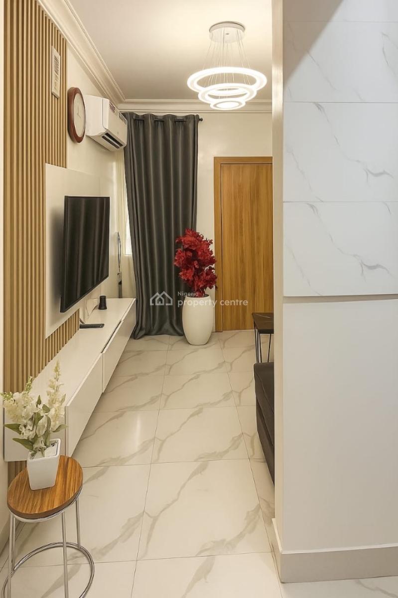 Fully Furnished 1 Bedroom Apartment, Akoka, Yaba, Lagos, Mini Flat (room and Parlour) for Sale
