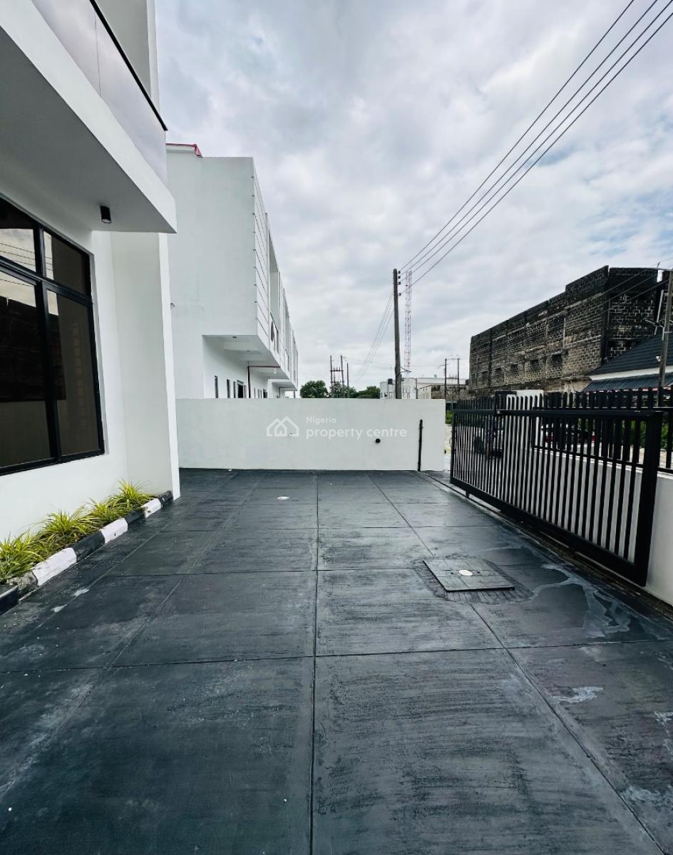 4 Bedroom Semi Detached Duplex, Golden Park Estate, Sangotedo, Ajah, Lagos, Semi-detached Duplex for Sale