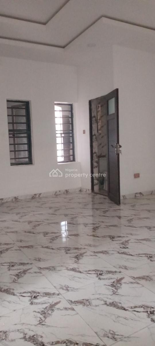 Now Available, Mobil Road Ilaje Ajah, Ilaje, Ajah, Lagos, Flat / Apartment for Rent