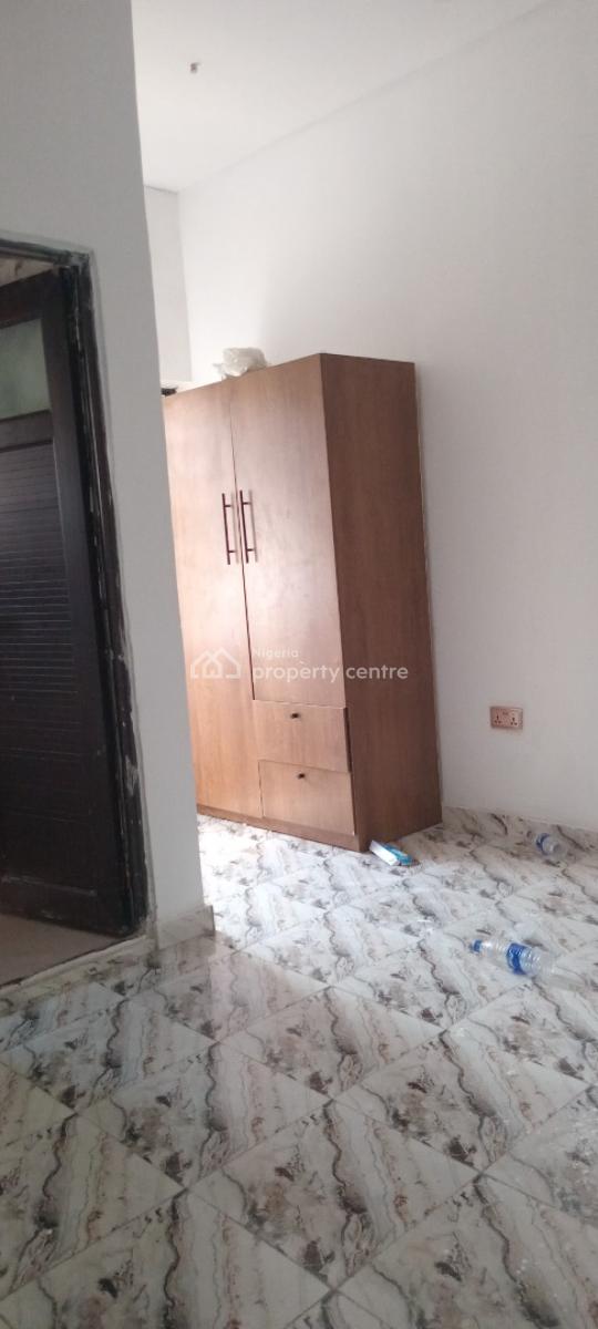 Now Available, Mobil Road Ilaje Ajah, Ilaje, Ajah, Lagos, Flat / Apartment for Rent