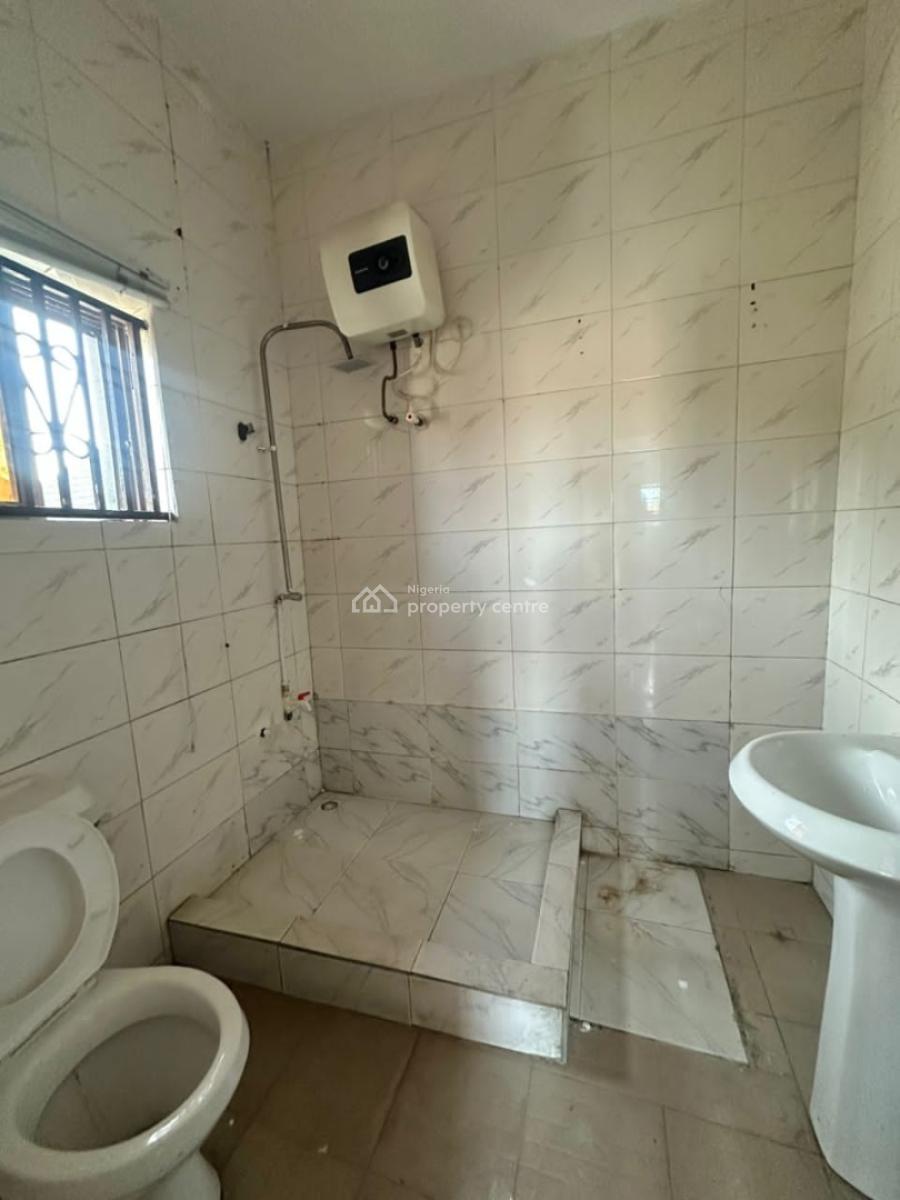 Spacious Single Room (2people Using The Kitchen), Osapa, Lekki, Lagos, Self Contain (single Rooms) for Rent