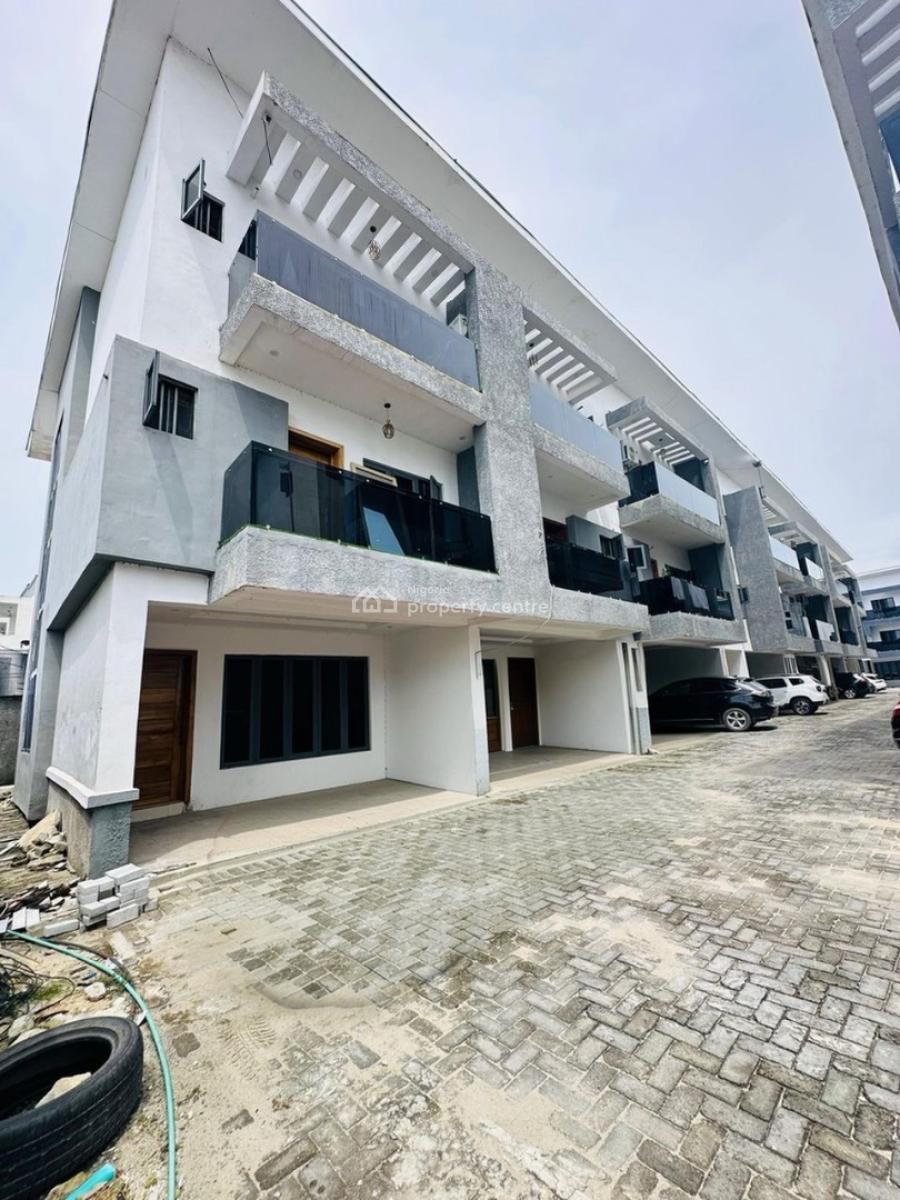 Spacious 2 Bedroom Maisonette with Swimming Pool &gym (, Ikate, Lekki, Lagos, Flat / Apartment for Rent