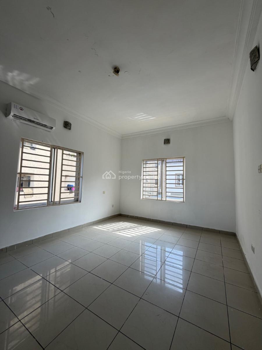 Exquisite 3 Bedroom Apartment with Bq, Lekki Phase 1, Lekki, Lagos, Flat / Apartment for Rent