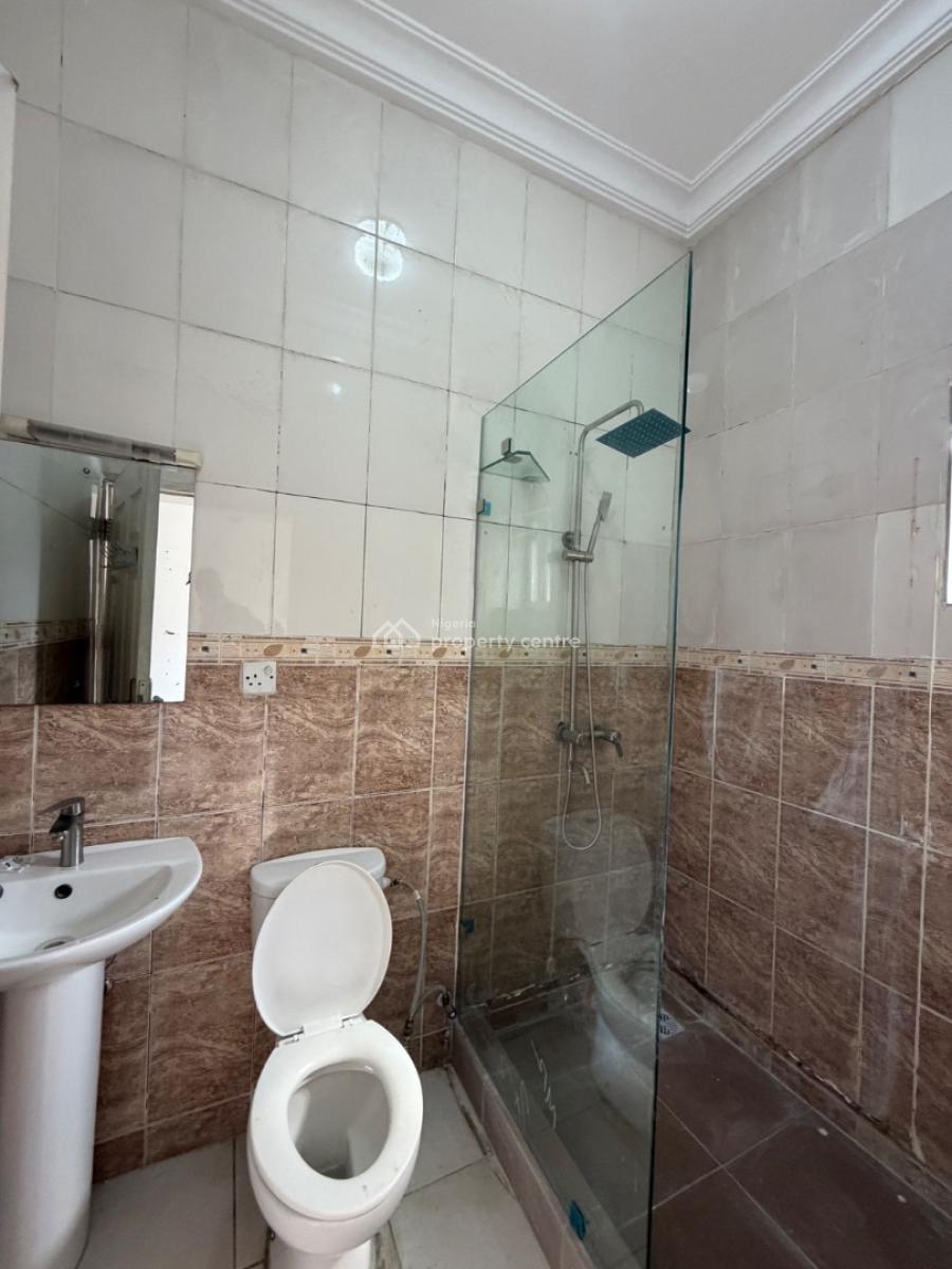 Exquisite 3 Bedroom Apartment with Bq, Lekki Phase 1, Lekki, Lagos, Flat / Apartment for Rent