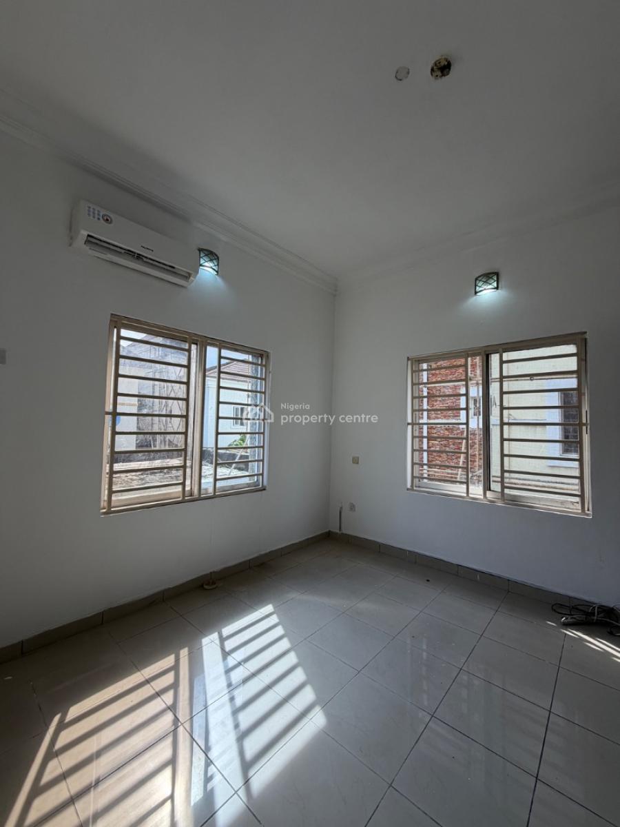 Exquisite 3 Bedroom Apartment with Bq, Lekki Phase 1, Lekki, Lagos, Flat / Apartment for Rent