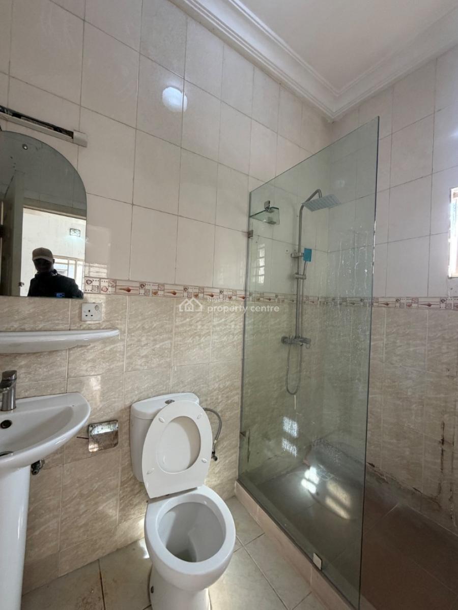 Exquisite 3 Bedroom Apartment with Bq, Lekki Phase 1, Lekki, Lagos, Flat / Apartment for Rent