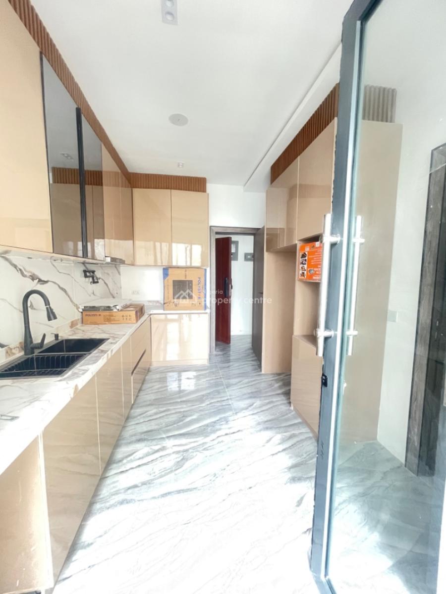 Luxury  2 Bedroom Flat, Osapa London, Lekki, Lagos, Block of Flats for Sale
