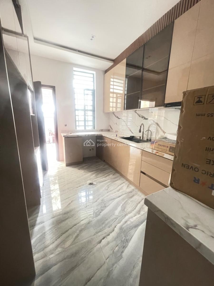 Luxury  2 Bedroom Flat, Osapa London, Lekki, Lagos, Block of Flats for Sale