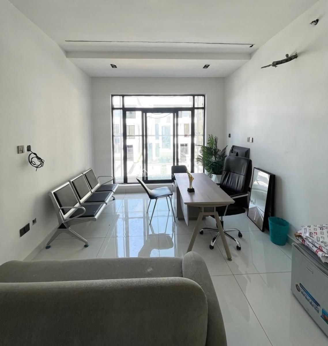 Lovely 3 Bedroom Apartment with Swimming Pool and Gym, Lekki Phase 1, Lekki Phase 1, Lekki, Lagos, Block of Flats for Sale