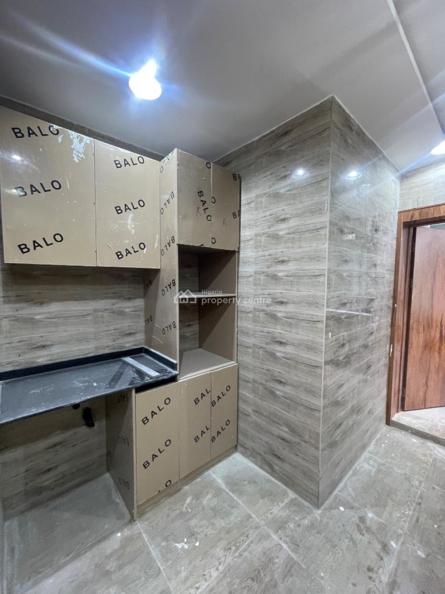 2 Bedroom Bran New Flat, Off Admiralty Way, Lekki Phase 1, Lekki, Lagos, Flat / Apartment for Rent