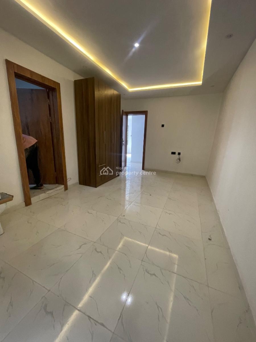 2 Bedroom Bran New Flat, Off Admiralty Way, Lekki Phase 1, Lekki, Lagos, Flat / Apartment for Rent