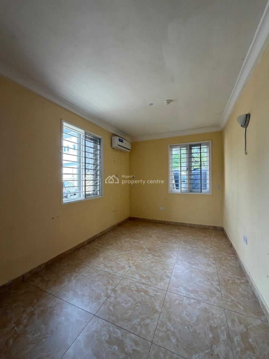 Well Built 3 Bedroom Apartment with Bq, Gym and Swimming Pool, Lekki Phase 1, Lekki, Lagos, Flat / Apartment for Rent