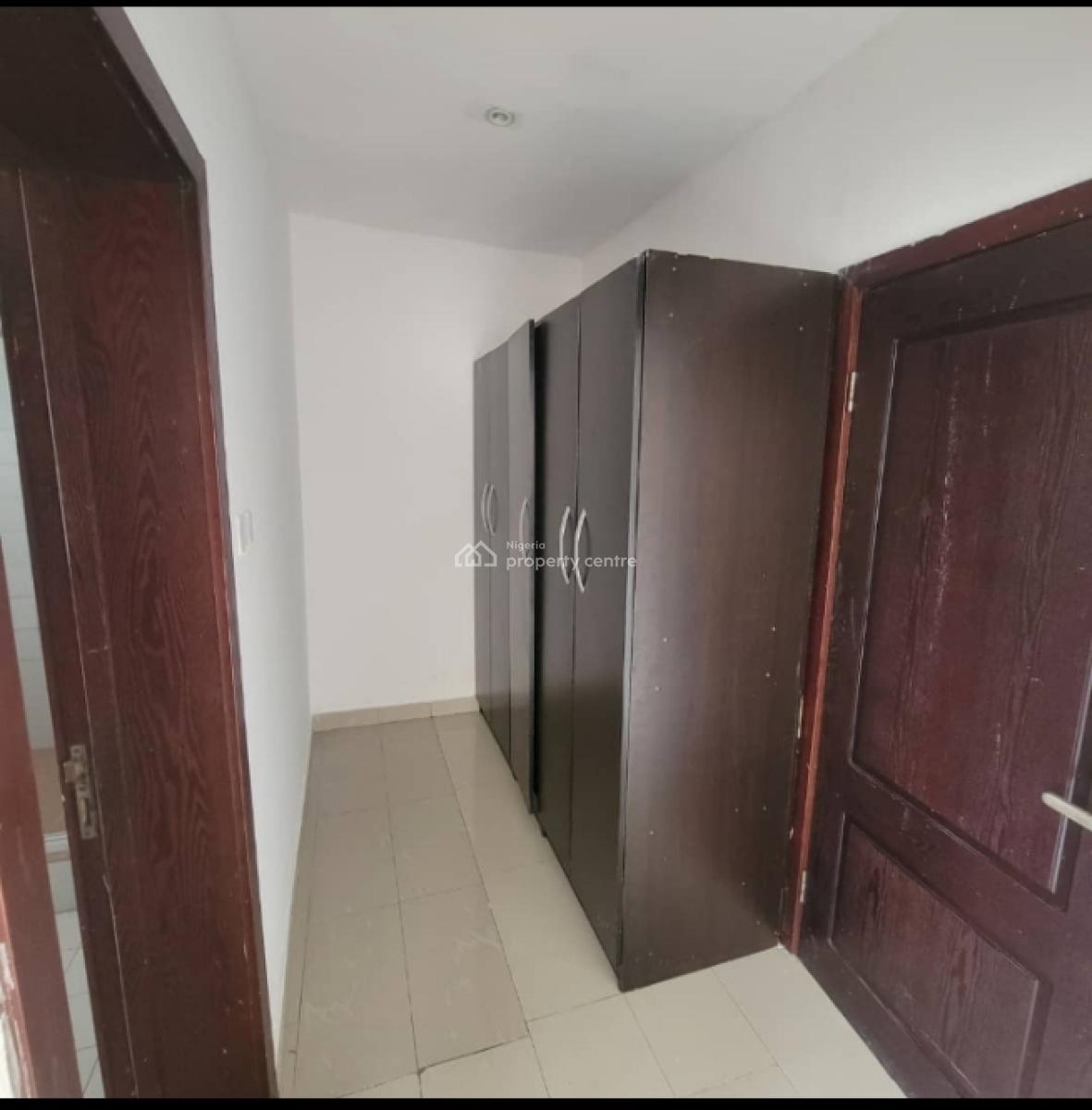 Spacious and Neatly Used 4bedroom Semi Detached Duplex with Bq, Femi Okunnu Estate Phase 1 By Jakende Round About, Lekki, Lagos, Semi-detached Duplex for Rent