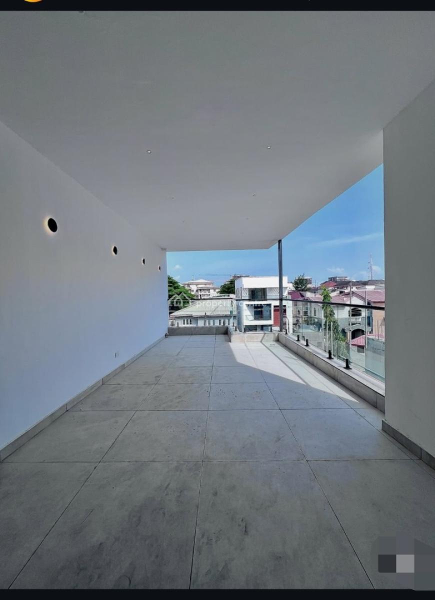 Massive 5 Bedroom Home with a Bq, Pool, Cinema, Lekki Phase 1, Lekki, Lagos, Detached Duplex for Sale