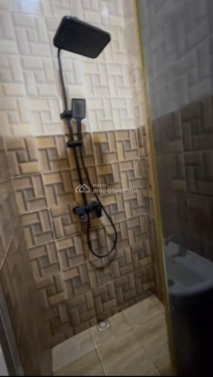 Spacious Guest Room Apartment, Ikota Villa Estate, Lekki, Lagos, Flat / Apartment for Rent