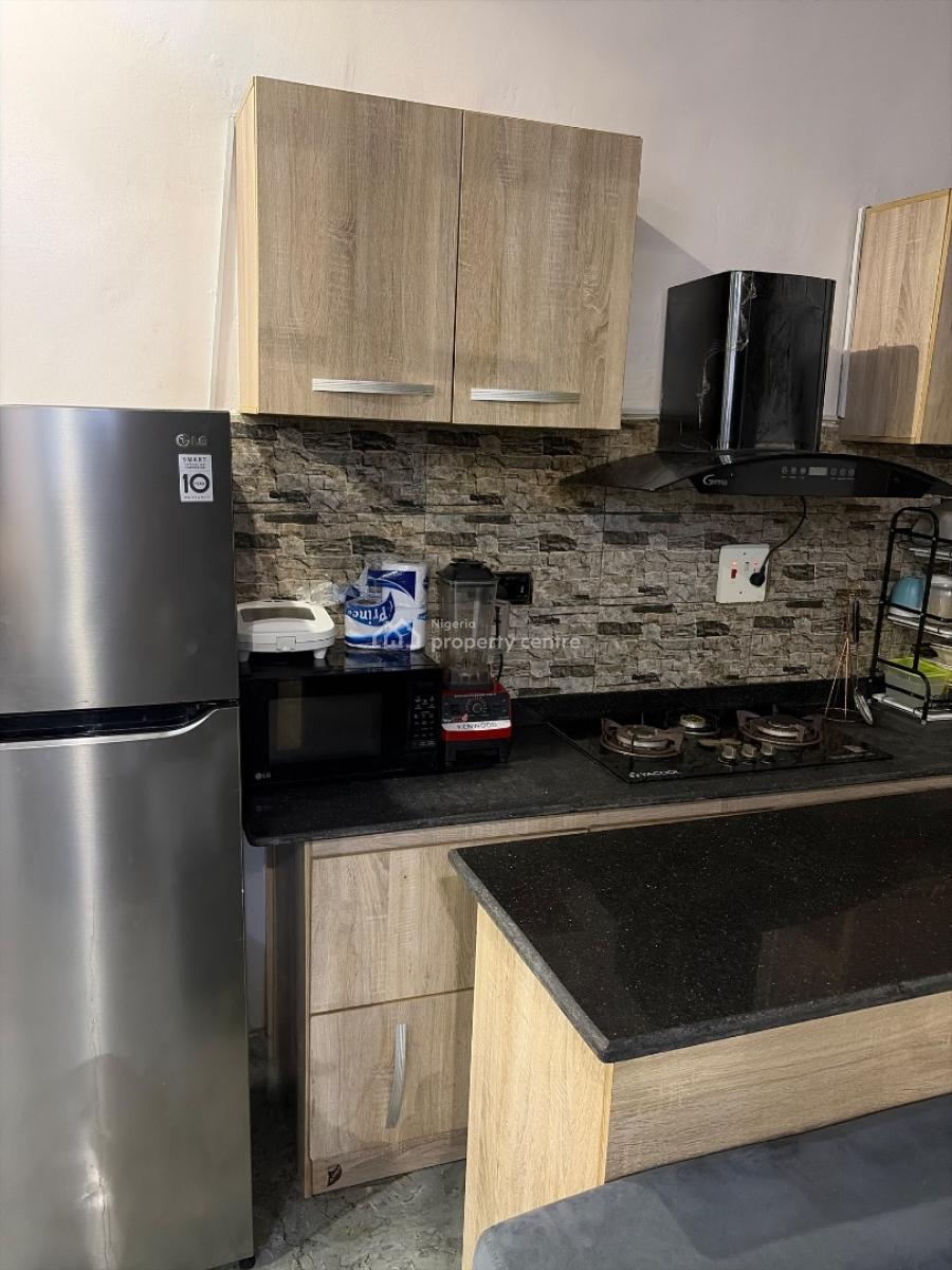 1 Bedroom Apartment, Gra Phase 2, Magodo, Lagos, Mini Flat (room and Parlour) Short Let