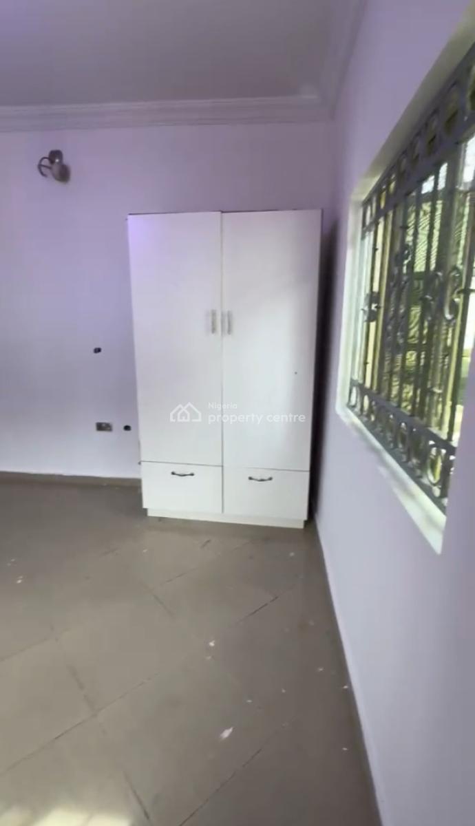Spacious Room Upstairs in a Shared Apartment, Oral Estate, Lekki, Lagos, Flat / Apartment for Rent
