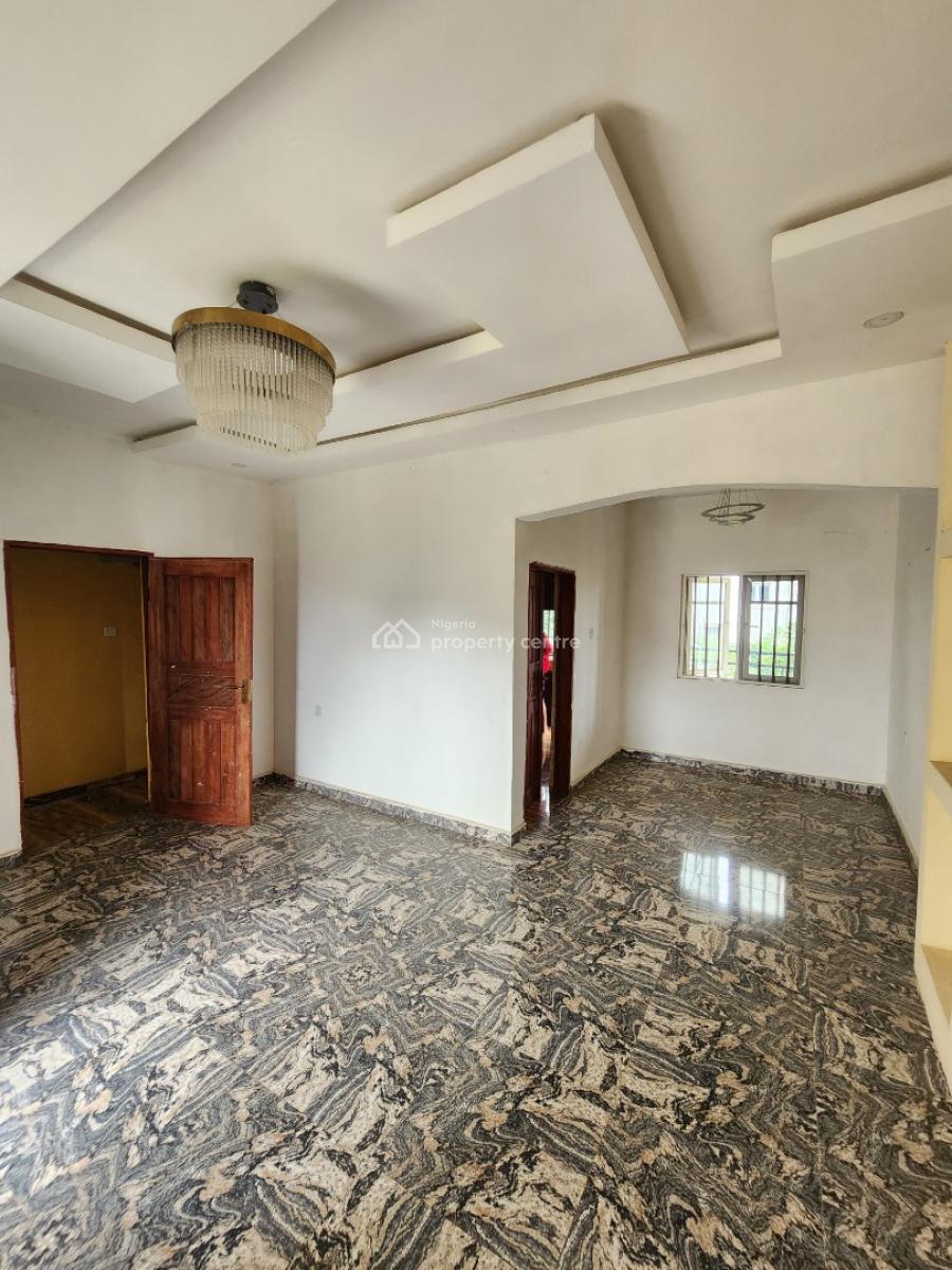 Brand New 2 Bedroom Flat Upstairs Ensuite, Imo Housing, World Bank, Owerri Municipal, Imo, Flat / Apartment for Rent