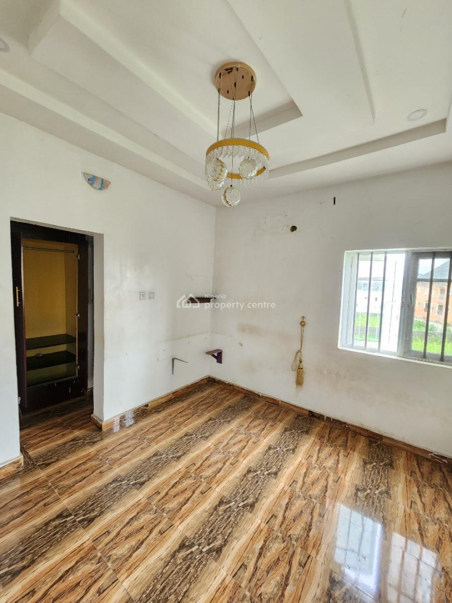 Brand New 2 Bedroom Flat Upstairs Ensuite, Imo Housing, World Bank, Owerri Municipal, Imo, Flat / Apartment for Rent