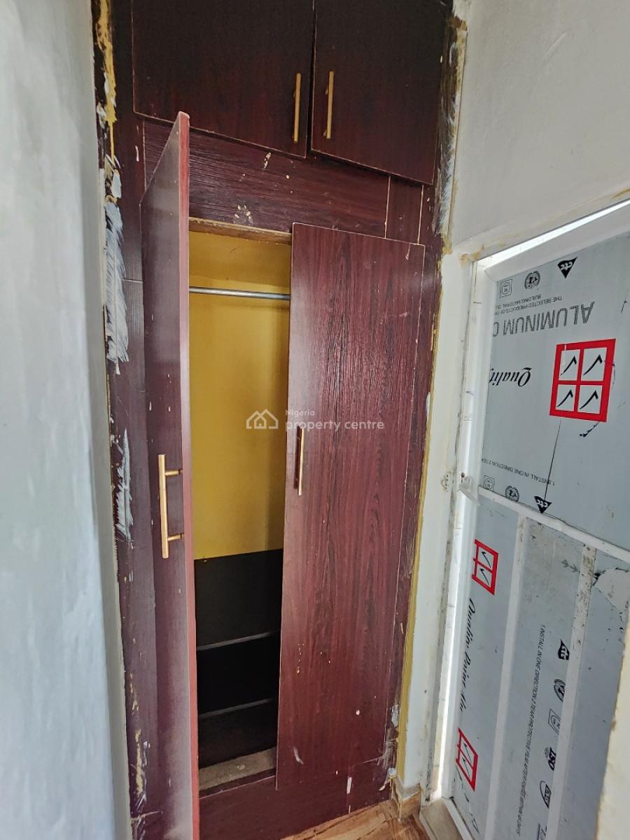 Brand New 2 Bedroom Flat Upstairs Ensuite, Imo Housing, World Bank, Owerri Municipal, Imo, Flat / Apartment for Rent