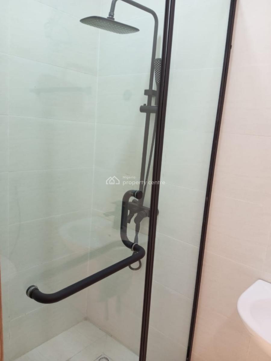 Luxury 2 Bedroom Apartment with Excellent Finishing, Lekki Phase 1, Lekki, Lagos, Flat / Apartment for Rent