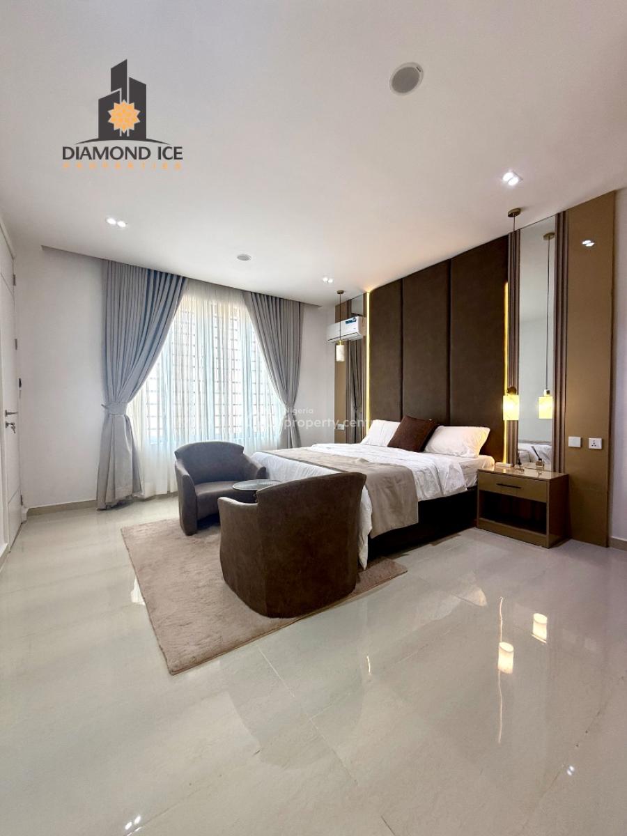 Two Bedrooms Spacious Apartments with Swimming Pool and Gym, Off Admiralty Way, Lekki Phase 1, Lekki, Lagos, Flat / Apartment for Sale