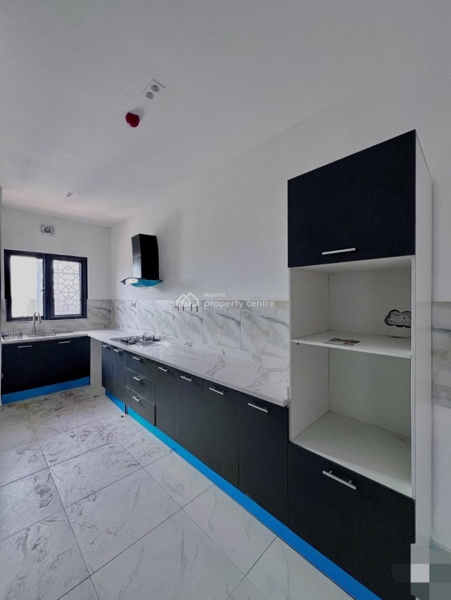 Fully Serviced 3 Bedroom Apartment with a Bq, Pool and Gym, Lekki Phase 1, Lekki, Lagos, Block of Flats for Sale