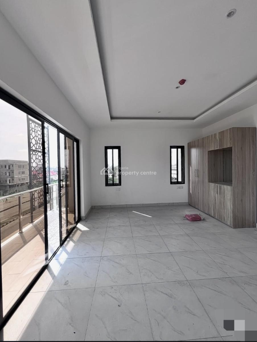 Fully Serviced 3 Bedroom Apartment with a Bq, Pool and Gym, Lekki Phase 1, Lekki, Lagos, Block of Flats for Sale