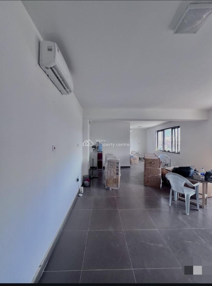 Fully Serviced 3 Bedroom Apartment with a Bq, Pool and Gym, Lekki Phase 1, Lekki, Lagos, Block of Flats for Sale