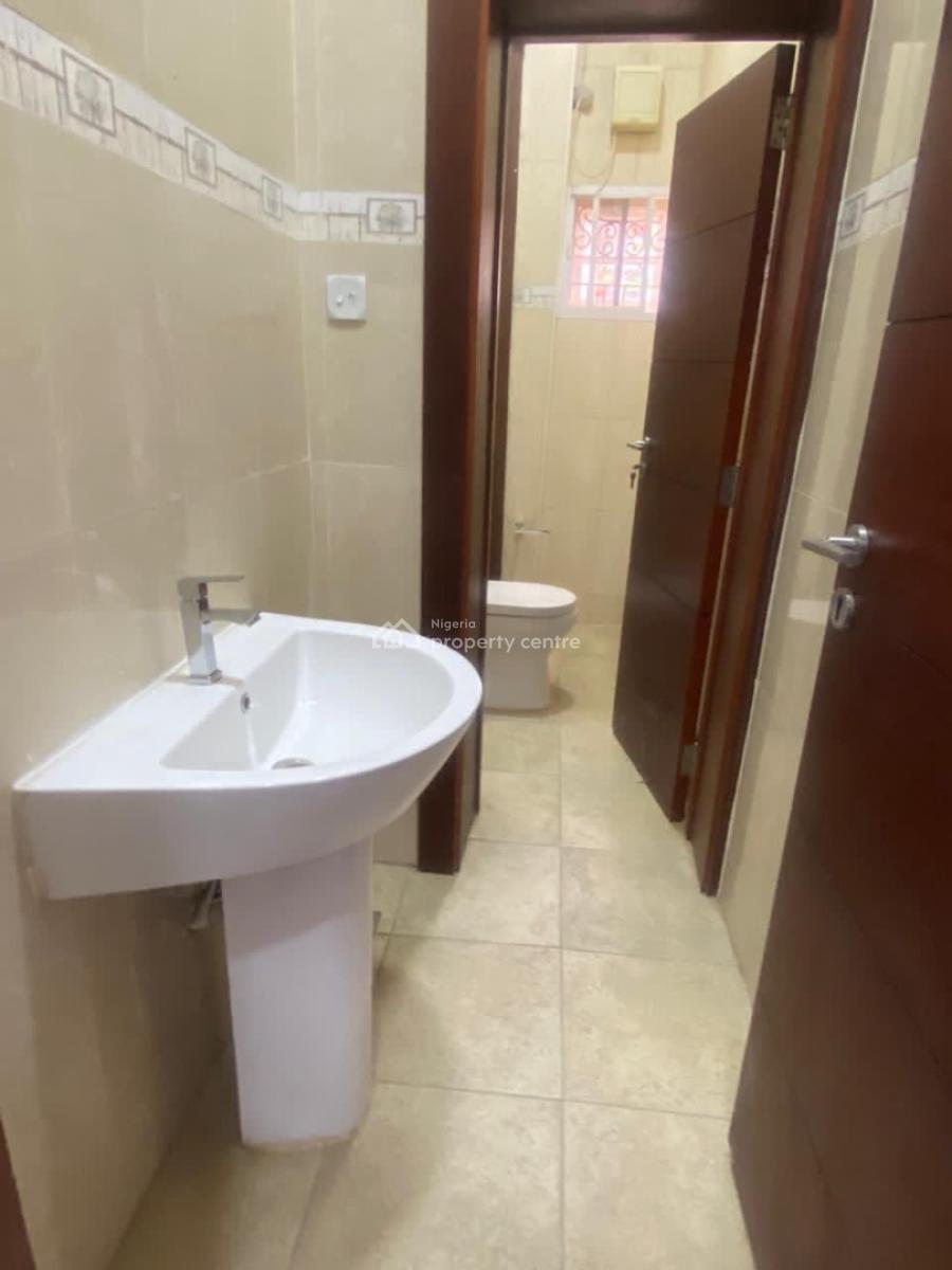 Fully Serviced 3 Bedroom Spacious Apartment, Pool, Gym ,24/7 Services, Asokoro District, Abuja, Flat / Apartment for Rent