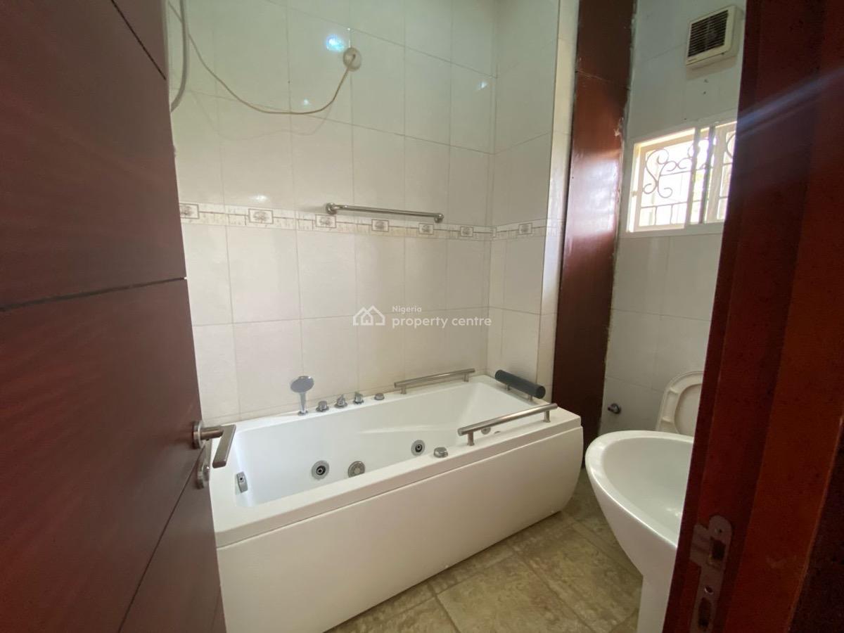Fully Serviced 3 Bedroom Spacious Apartment, Pool, Gym ,24/7 Services, Asokoro District, Abuja, Flat / Apartment for Rent