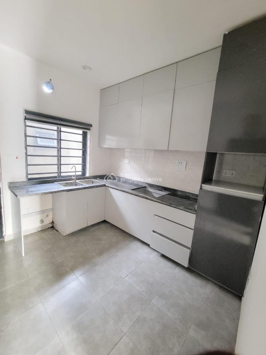 Spacious and Standard 2 Bedroom Flat, Extadoc Estate, Badore, Ajah, Lagos, Flat / Apartment for Rent