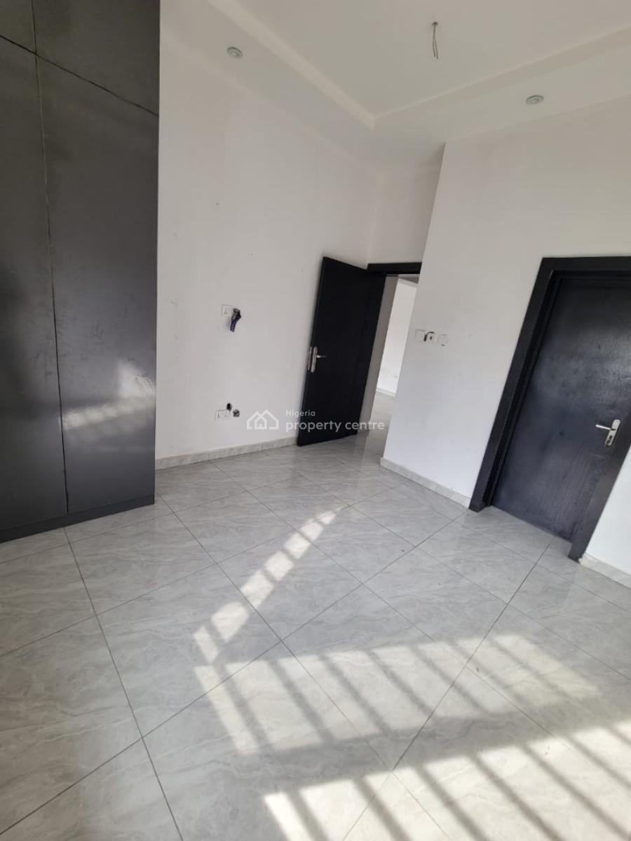 Spacious and Standard 2 Bedroom Flat, Extadoc Estate, Badore, Ajah, Lagos, Flat / Apartment for Rent