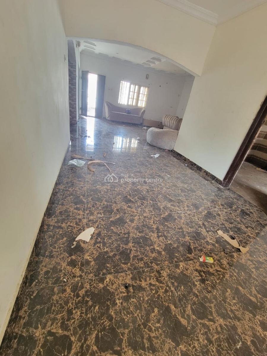 Spacious and Standard 3 Bedroom Flat, W.w Estate, Badore, Ajah, Lagos, Flat / Apartment for Rent