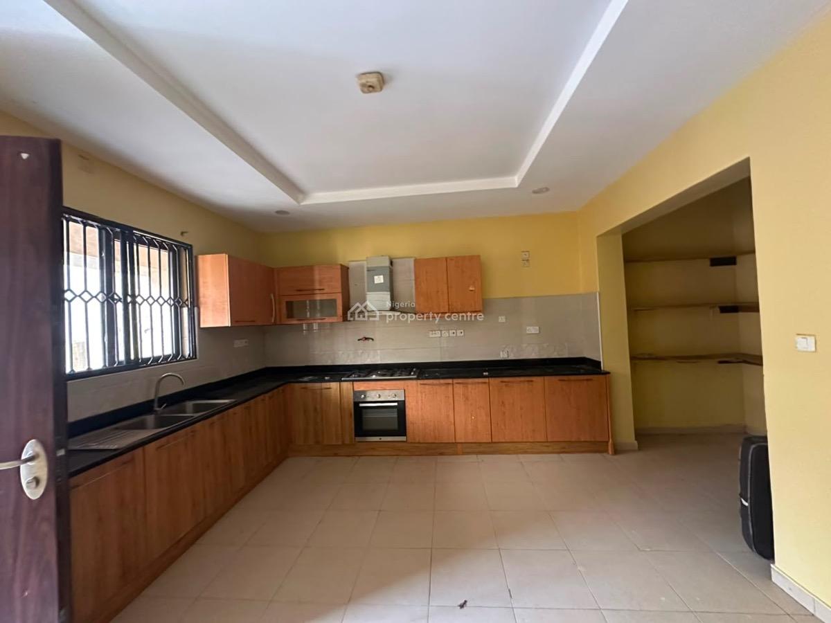 Luxurious 3 Bedrooms Serviced Apartment, Fitted Kitchen, Tarred Road, Serene & Well Secured Neighborhood, Wuye, Abuja, Flat / Apartment for Rent