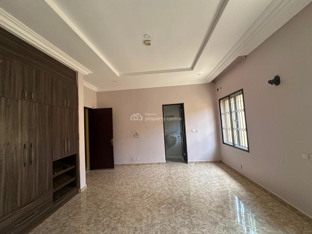 Luxurious 3 Bedrooms Serviced Apartment, Fitted Kitchen, Tarred Road, Serene & Well Secured Neighborhood, Wuye, Abuja, Flat / Apartment for Rent